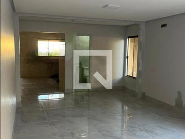 Casa, Setor Castelo Branco, 3 Quartos, 200 m2 Goiânia