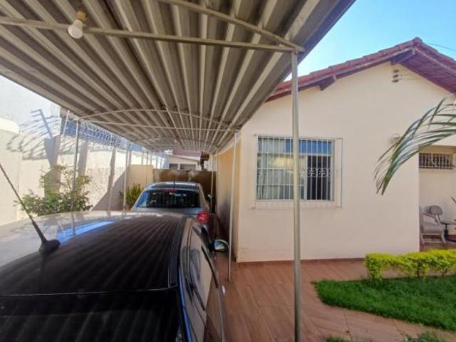 Casa, Setor Sul, Ituiutaba, MG