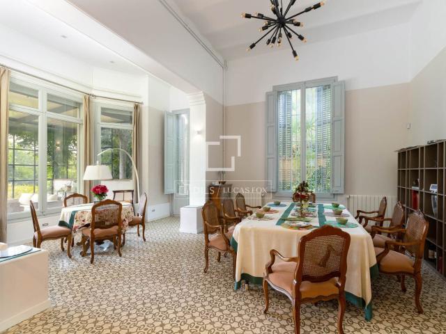 Lucas Fox presenta esta casa señorial completamente reformad. 354m² Argentona
