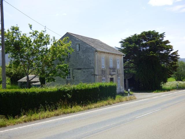 CASA SEÑORIAL DE 1950 Y GRAN PARCELA EN A DEVESA RIBADEO