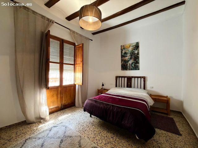 CASA SEÑORIAL CON ENCANTO EN CASTELLÓ DE RUGAT