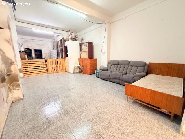 Casa señorial en el centro de Cullera con planta baja garaje y dos viviendas independientes