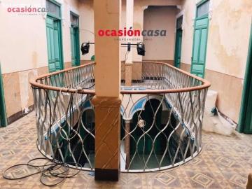 CASA SEÑORIAL EN PLENA CENTRO, EN LA PLAZA LOPE DE VEGA