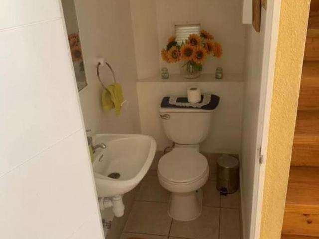 Casa SIN MUEBLES en Condominio Paso Hondo