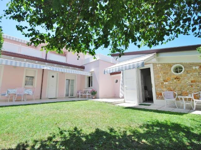 Casa singola a Tonfano
