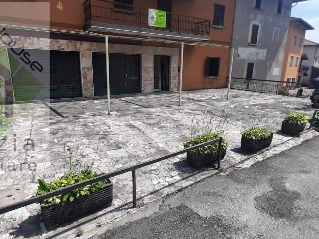 CASA SINGOLA ANCHE FRAZIONABILE in vendita a Bagolino, Ponte Caffaro