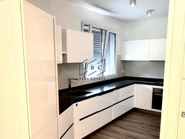 Casa singola Affitto Annuale | Piazza Mazzini Jesolo