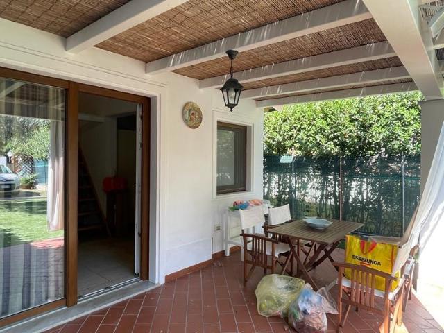Casa singola in affitto Vittoria Apuana, Forte dei Marmi