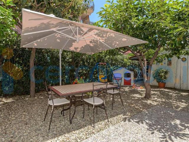 Casa singola in affitto in Via Umberto I 89, Roccalumera