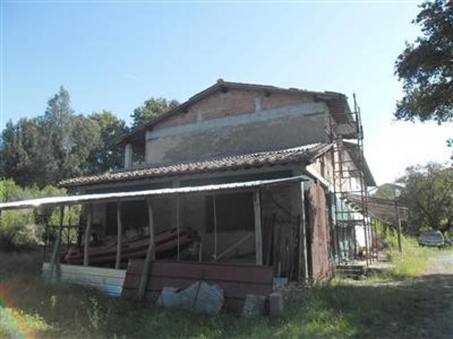 Casa singola in buono stato di 450 mq. a San Romano