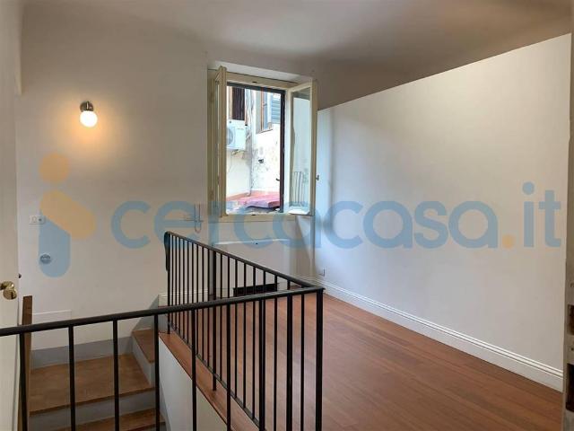 Casa singola in ottime condizioni in affitto a Firenze