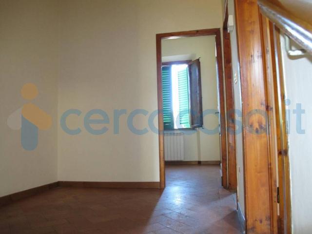 Casa singola in ottime condizioni, in affitto in Piazza Vittorio Veneto, Serravalle Pistoiese
