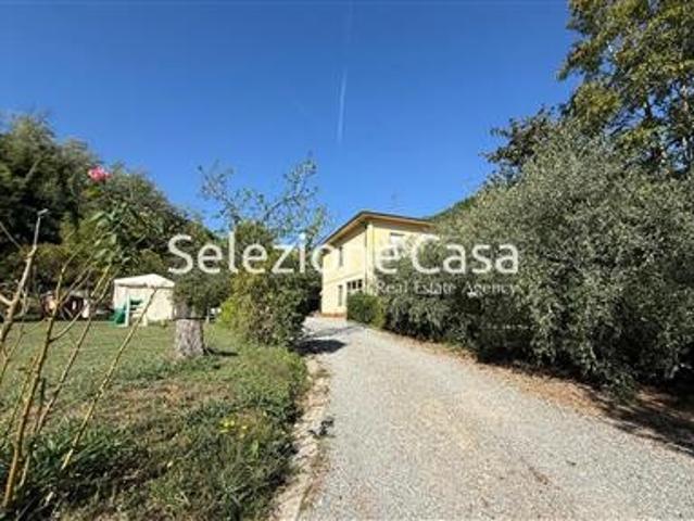 Casa singola in ottimo stato di 260 mq