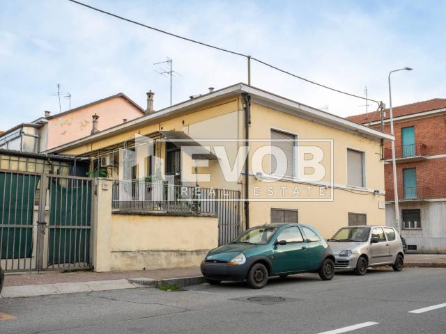 Casa singola in vendita a Moncalieri, San Pietro