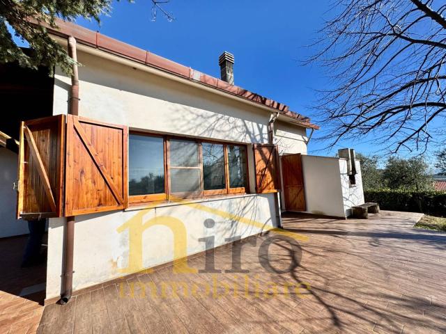 Casa singola in vendita a Moscufo, Senarica Vertilina