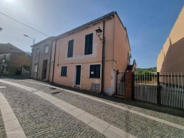 Casa singola in vendita a Nuxis