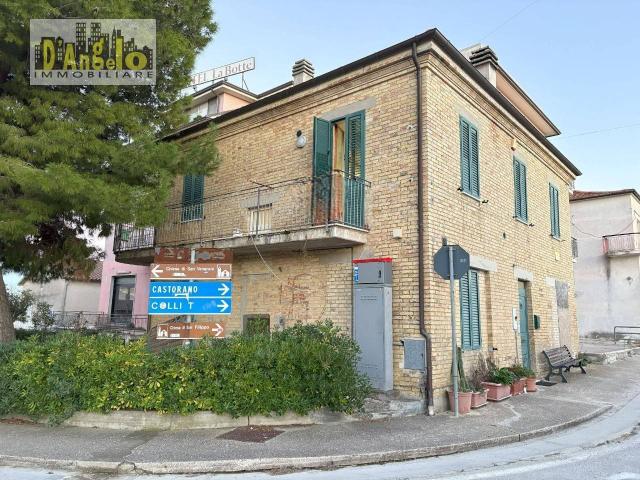 Casa singola in vendita a Offida