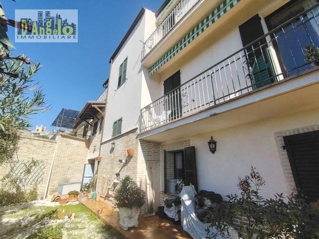 Casa singola in vendita a Offida
