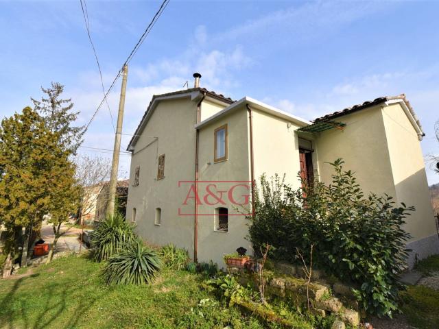 Casa singola in vendita a Amandola, Campagna