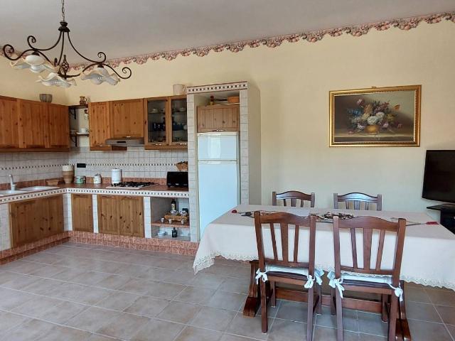 Casa singola in vendita a Ariano Irpino, contrada gaudiaciello