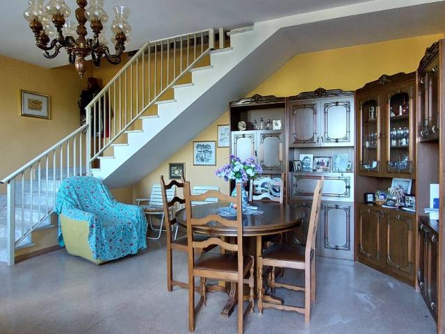 Casa singola in vendita a Ariano Irpino, contrada sterda
