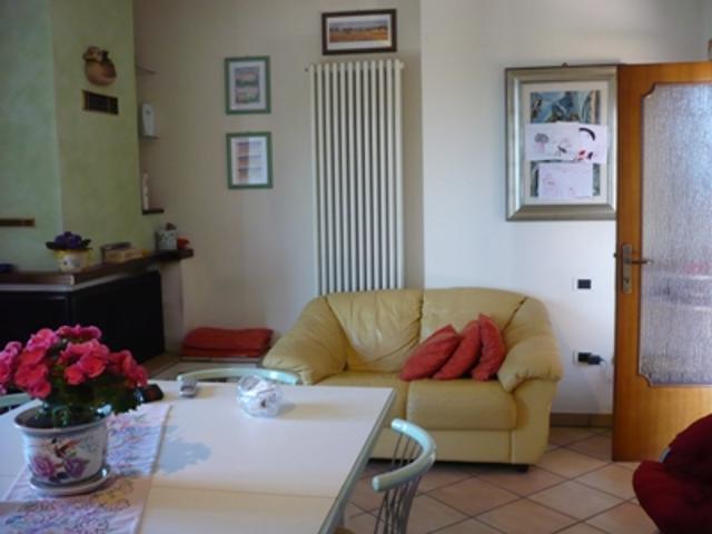 Casa singola in vendita a Bellante, via Chiareto