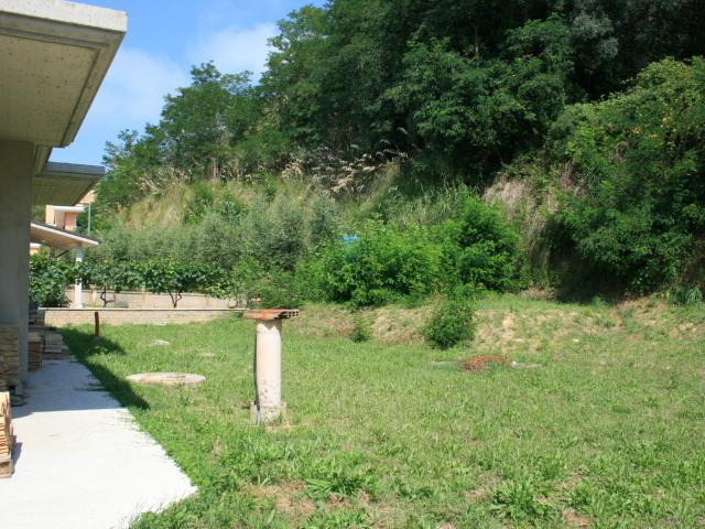 Casa singola in vendita a Cupra Marittima, sopra la Statale 16