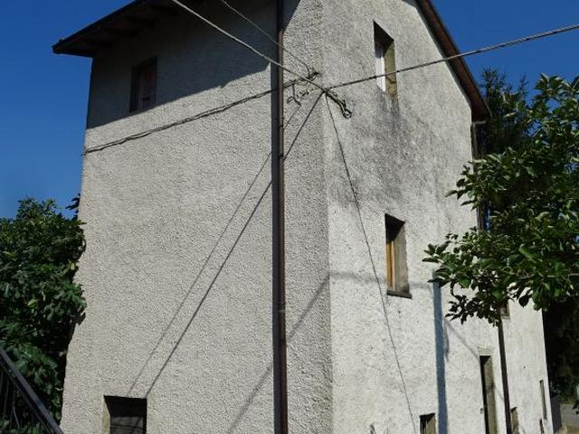Casa singola in vendita a Castel Focognano