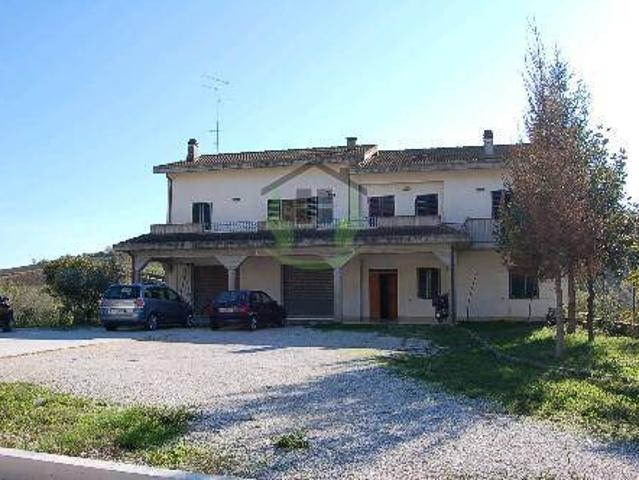 Casa singola in vendita a Carassai