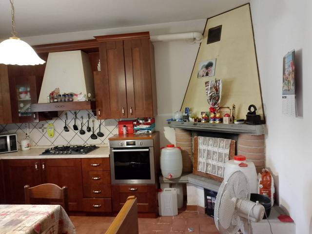 Casa singola in vendita a Faenza, Porta Montanara