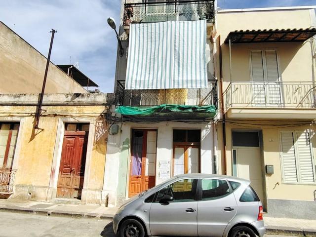 Casa singola in vendita a Floridia