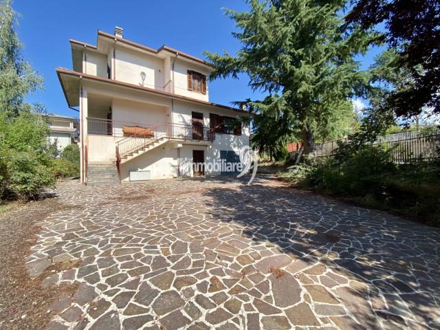 Casa singola in vendita a L'Aquila, San Vittorino