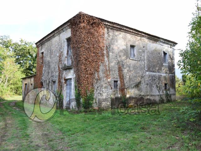 Casa singola in vendita a Pignataro Interamna, Ausonia