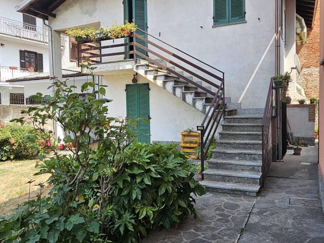 Casa singola in vendita a Pombia