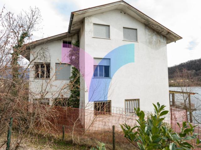 Casa singola in vendita a Revine Lago, Santa Maria