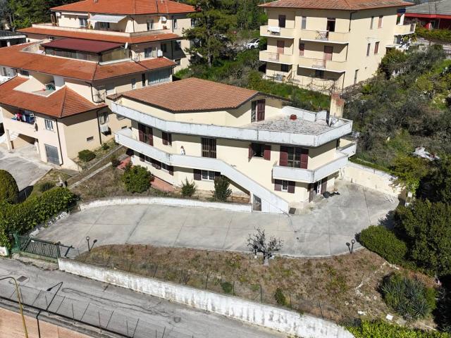 Casa singola in vendita a Roseto degli Abruzzi, Montepagano
