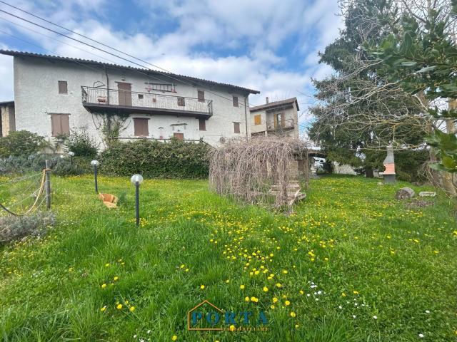 Casa singola in vendita a Sale San Giovanni