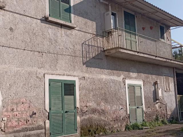 Casa singola in vendita a San Prisco