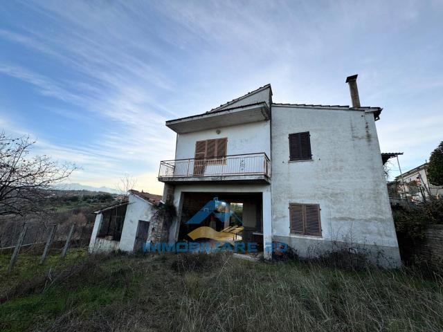 Casa singola in vendita a Teramo, Estrema periferia
