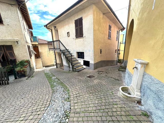 Casa singola in vendita a Vendone, Cantone