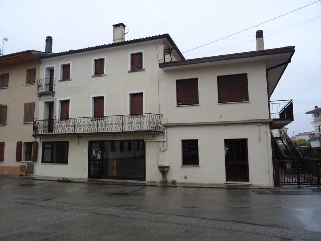 Casa singola in vendita a Vidor