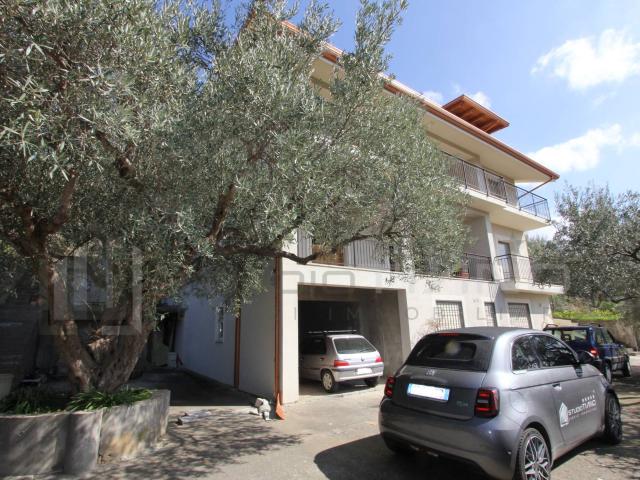 Casa singola in vendita a Zumpano
