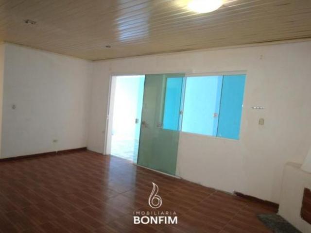 CASA SÍTIO CERCADO 2 QUARTOS 3 VAGAS COM AMPLO TERRENO