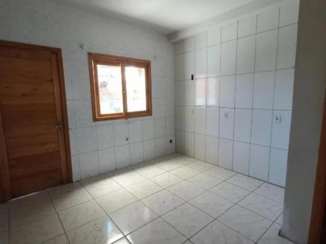 CASA SOBRADO 02 QUARTOS NO BAIRRO MARIA REGINA ALVORADA