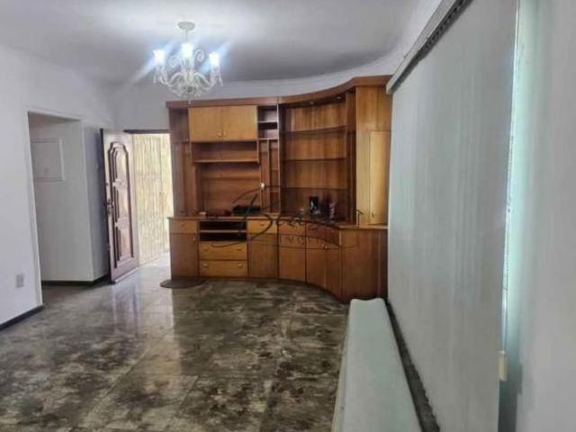 Casa sobrado 07 Dormitórios com 03 suítes Jardim das Indústrias 275m² São José dos Campos