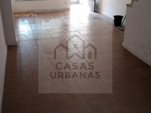 Casa Sobrado 160m² 3 Dormitórios 3 GRS Excelente Rua