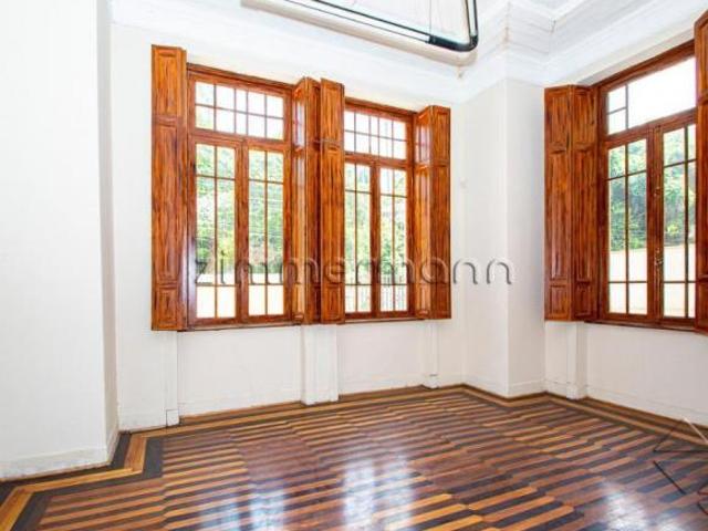 CASA SOBRADO 4 DORMITÓRIOS CONSOLAÇÃO