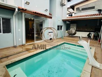 Casa sobrado, 4 quartos sendo 3 suites, A/C 245m², Terreno 265m², piscina, Jardim das Indústrias, Sã