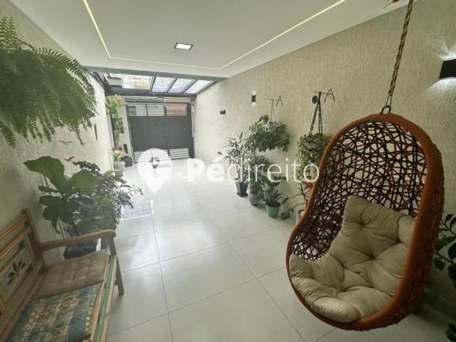 Casa Sobrado 98m² à Venda na Vila Granada