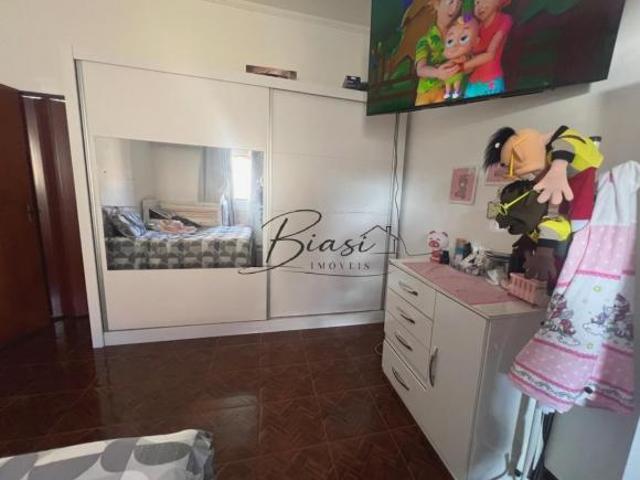 Casa Sobrado com salão Parque Industrial 03 Dormitórios sendo 01 Suíte 300m² São José dos Camp